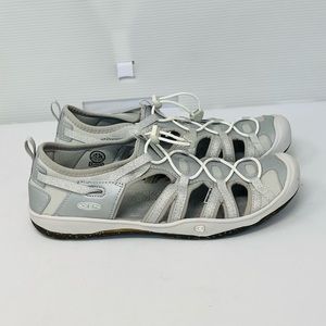 KEEN**SEACAMP II CNX**Silver Waterproof Shoes***US 4***$64